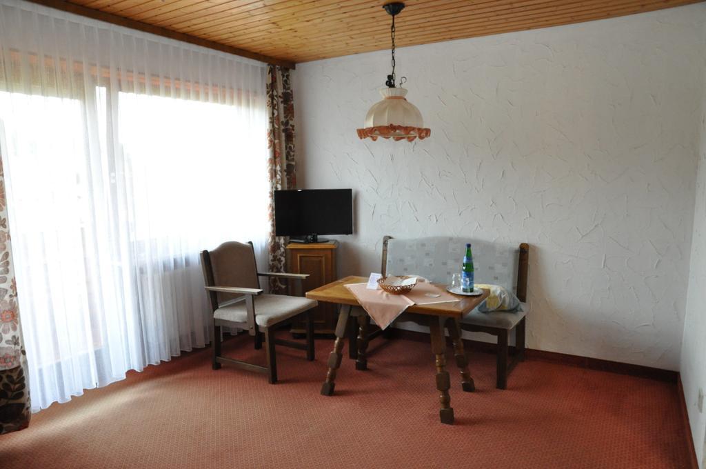 Reikartz Hotel Bergpanorama Пфронтен Стая снимка