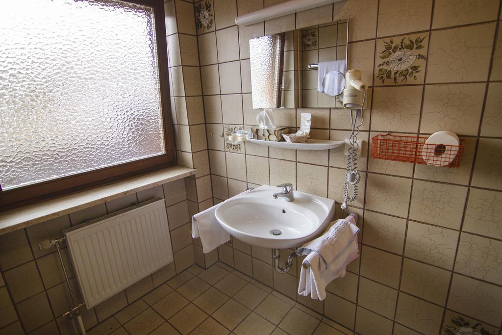 Reikartz Hotel Bergpanorama Пфронтен Екстериор снимка