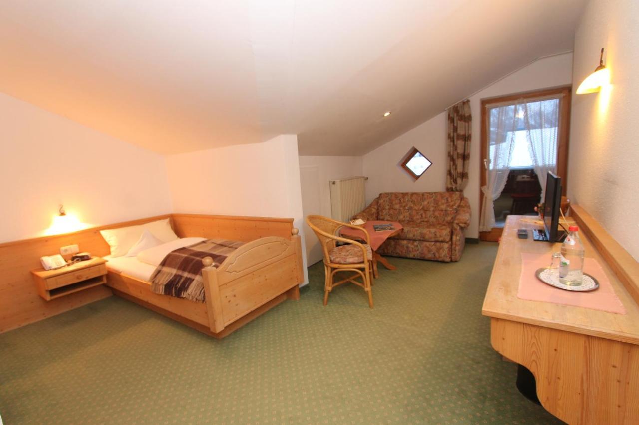 Reikartz Hotel Bergpanorama Пфронтен Екстериор снимка