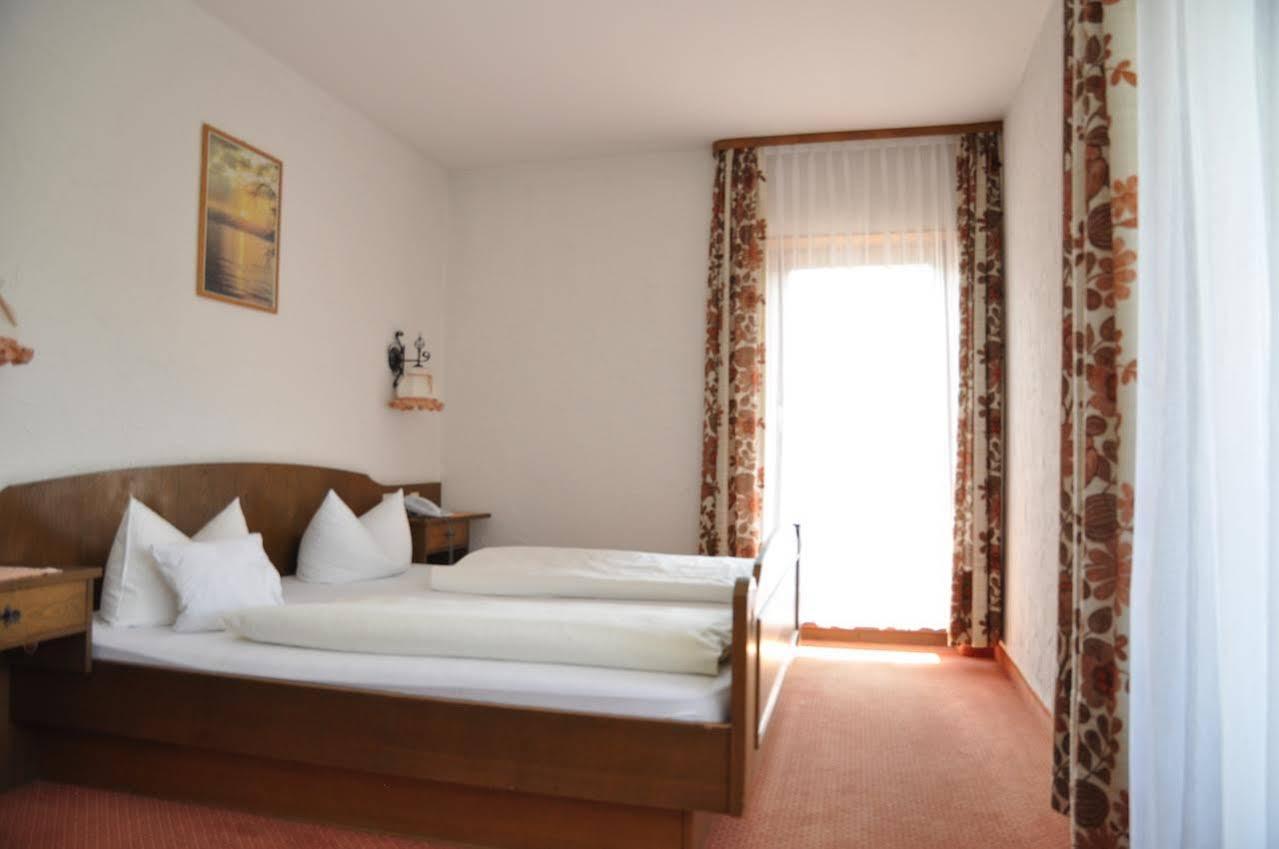 Reikartz Hotel Bergpanorama Пфронтен Екстериор снимка